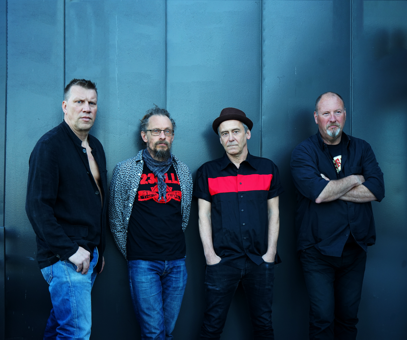 PREMIÄR: Svenska punkikoner släpper ny musik – 23 år senare